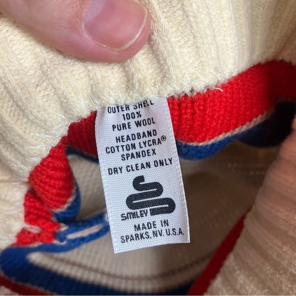 Vintage Smiley wool Pom hat striped one size made in USA - Picture 3 of 5